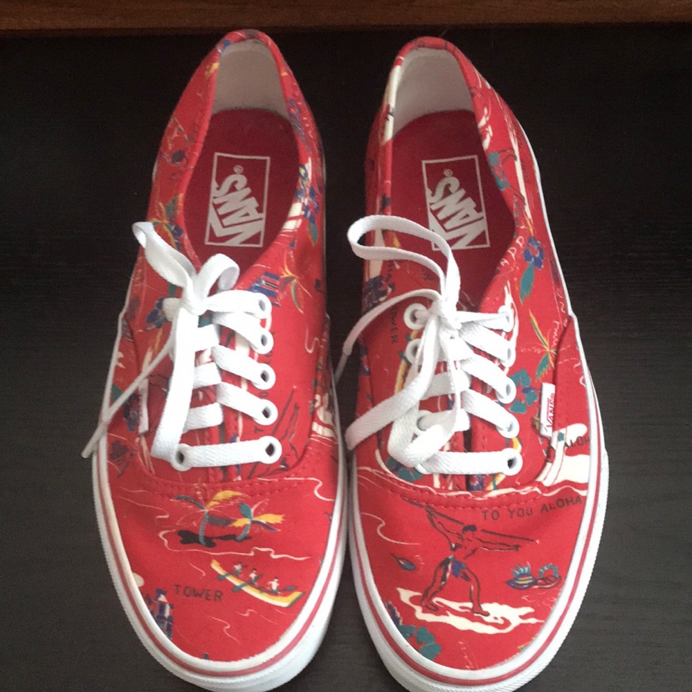 Hawaiian 🌺Vans